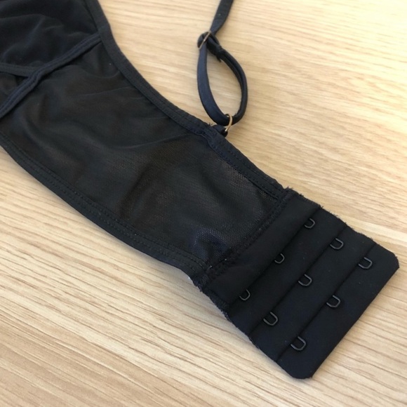 Shimera Black Triangle Mesh Bralette - Picture 4 of 5